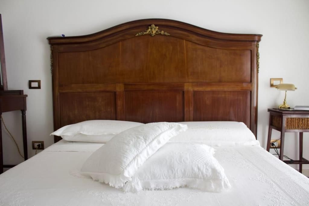 Lux Domus Apartment Bari Bagian luar foto