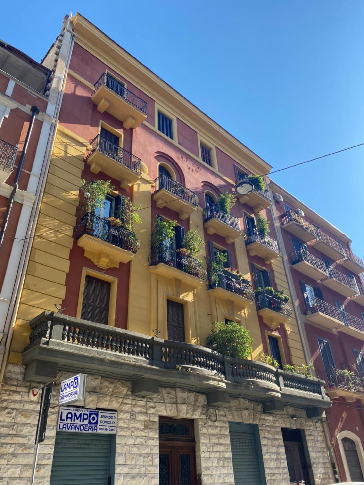 Lux Domus Apartment Bari Bagian luar foto