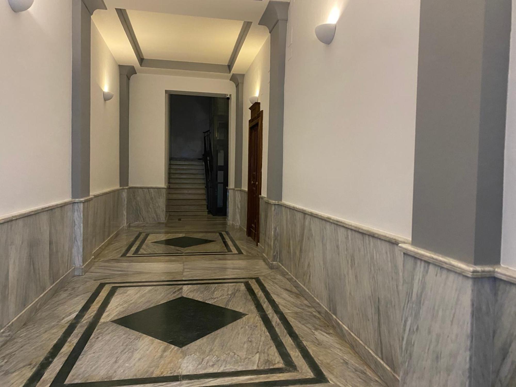 Lux Domus Apartment Bari Bagian luar foto